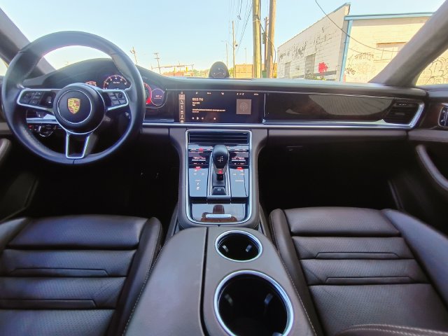 Used 2017 Porsche Panamera Turbo AWD/4WD image 36