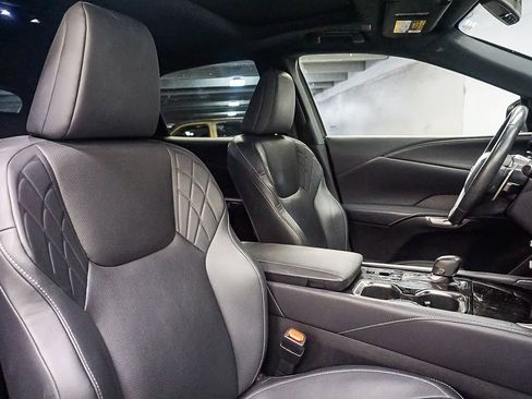 Used 2024 Lexus RX 350 FWD w/ Technology Package image 17