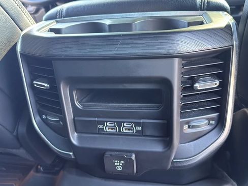 Used 2023 RAM 1500 Laramie AWD/4WD image 29