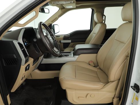 Certified 2019 Ford F150 Lariat w/ Equipment Group 502A Luxury AWD/4WD image 10