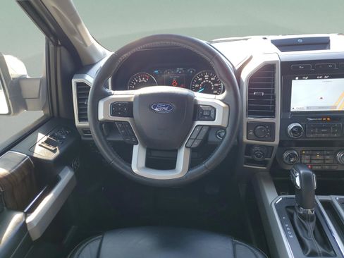 Used 2019 Ford F150 Lariat w/ Equipment Group 502A Luxury image 13