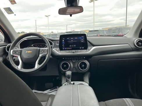 Used 2023 Chevrolet Blazer LT w/ Driver Confidence Package image 12