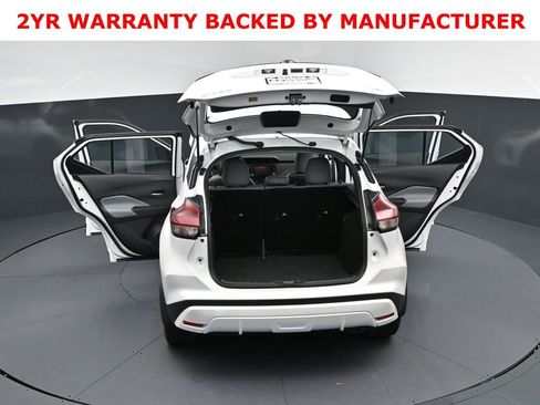 Used 2024 Nissan Kicks SR w/ SR Premium Package image 48