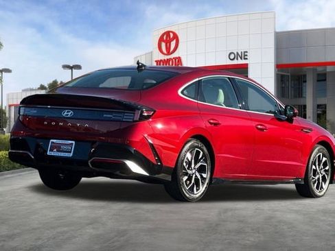 Used 2025 Hyundai Sonata SEL image 4