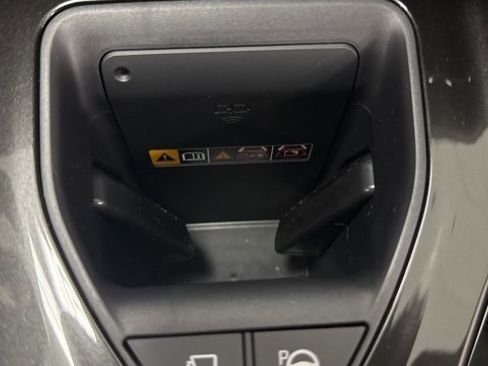 New 2026 Toyota Crown Platinum image 38