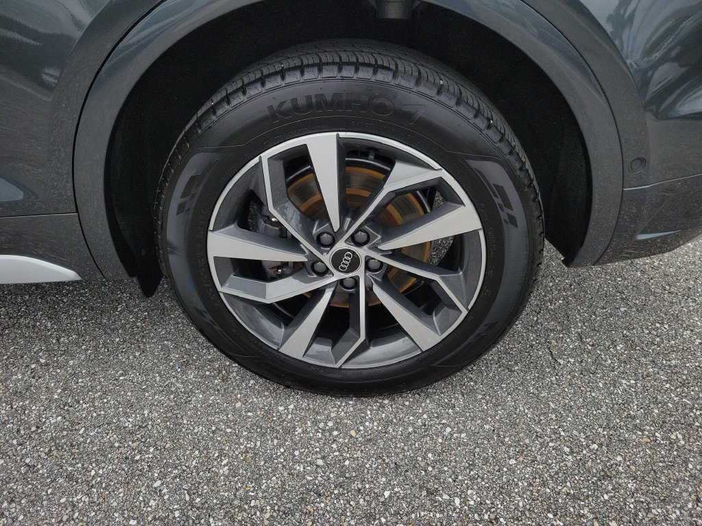 Certified 2023 Audi Q5 2.0T Prestige AWD/4WD image 29