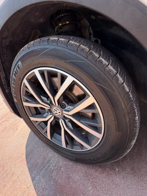 Used 2021 Volkswagen Tiguan S FWD image 15