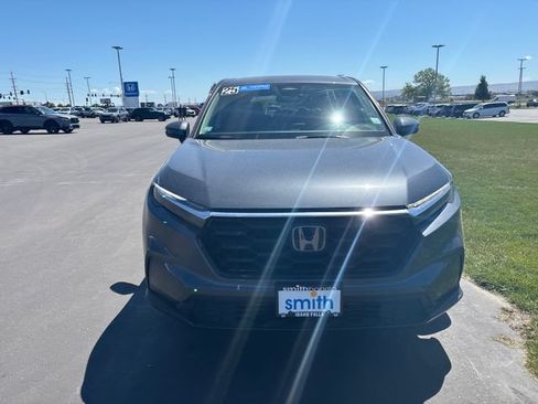 Certified 2025 Honda CR-V EX image 8