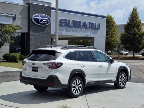 New 2025 Subaru Outback Premium image 5