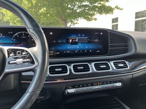Used 2020 Mercedes-Benz GLE 350 4MATIC image 31