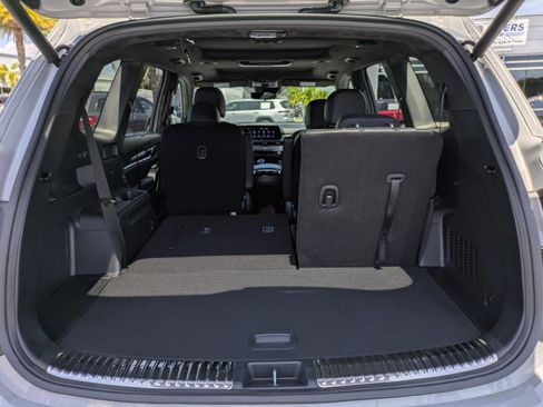 Certified 2025 Kia Telluride SX Prestige X-Line AWD/4WD image 10