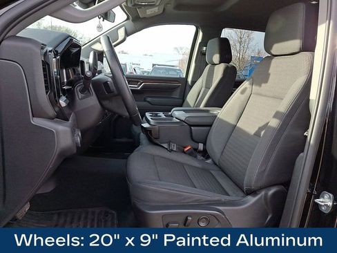 Used 2024 Chevrolet Silverado 1500 LT image 18