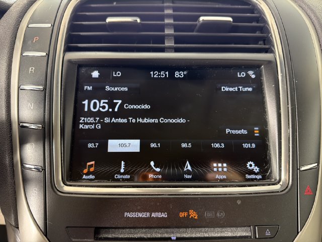 Used 2017 Lincoln MKX Select w/ Select Plus Package FWD image 6