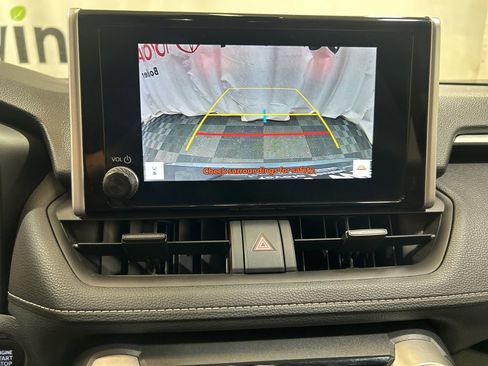 Used 2024 Toyota RAV4 XLE w/ Convenience Package image 28