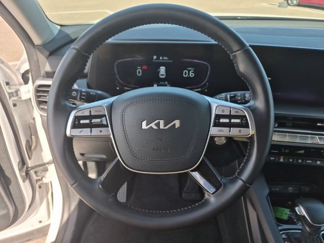 Used 2023 Kia Telluride LX FWD image 18