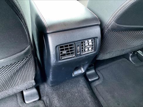 Used 2024 Toyota 4Runner TRD Off-Road image 28