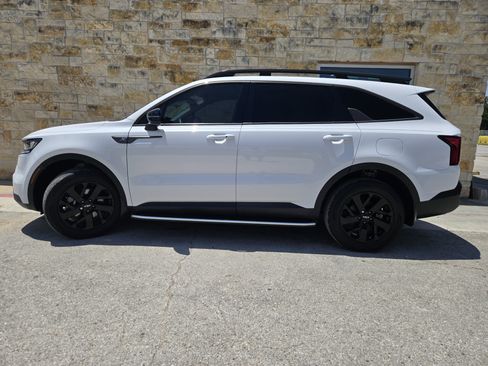 Used 2022 Kia Sorento S AWD/4WD image 1