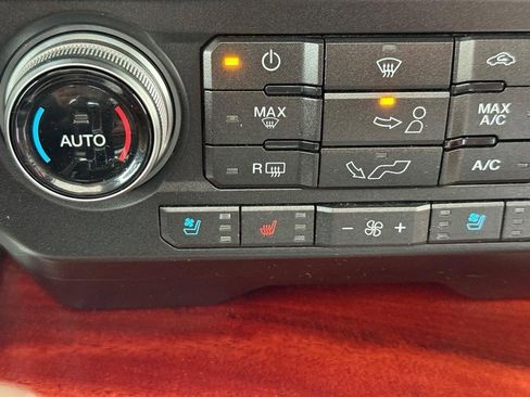 Certified 2019 Ford F150 King Ranch w/ Equipment Group 601A Luxury image 20