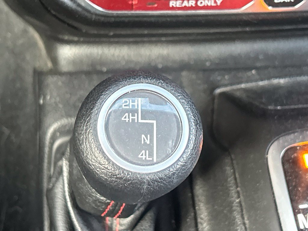 Used 2020 Jeep Gladiator Rubicon AWD/4WD image 27