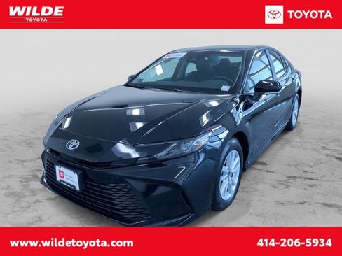 Certified 2026 Toyota Camry LE FWD image 1