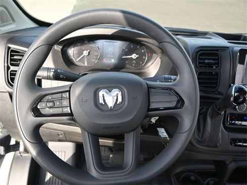 Used 2025 RAM ProMaster 2500 w/ Storage Group image 3