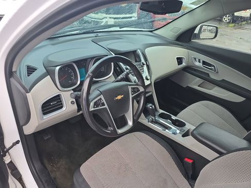 Used 2017 Chevrolet Equinox LT w/ Convenience Package FWD image 11