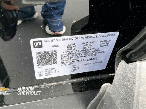 New 2026 Chevrolet Equinox EV LT AWD/4WD image 13