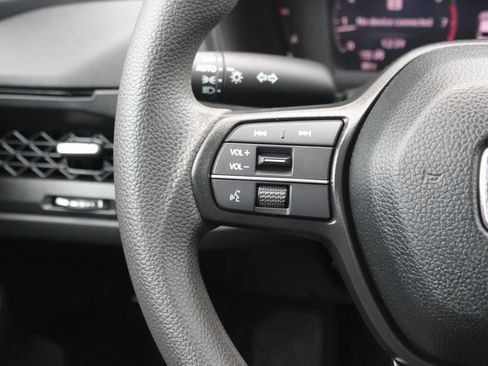 Certified 2024 Honda Accord EX image 18