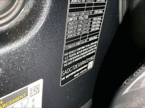 Certified 2024 Jaguar F-PACE R-Dynamic S image 34