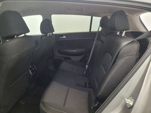 Used 2020 Kia Sportage LX AWD/4WD image 18
