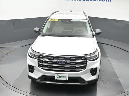 Used 2025 Ford Explorer Active w/ Active Comfort Package AWD/4WD image 29