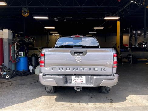 Used 2026 Nissan Frontier SV w/ All-Weather Content Package AWD/4WD image 5