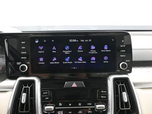 Used 2023 Kia Sorento EX AWD/4WD image 18