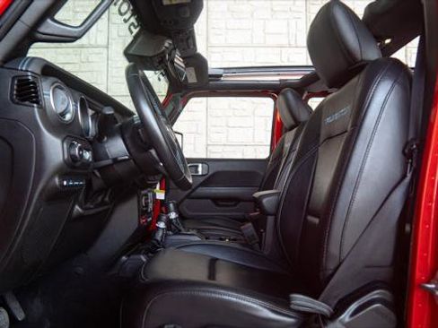 Used 2022 Jeep Wrangler Unlimited Rubicon 4xe w/ Safety Group image 9