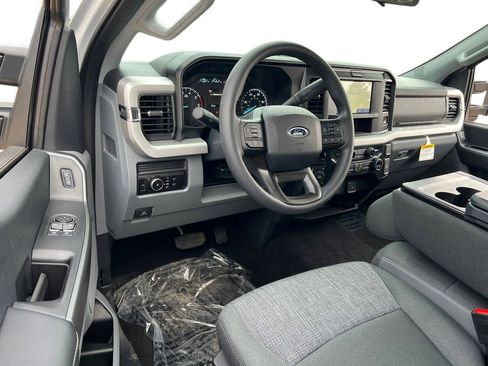 New 2026 Ford F250 XLT w/ FX4 Off-Road Package image 14