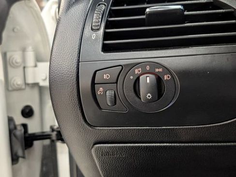 Used 2010 BMW 650i Convertible RWD image 23