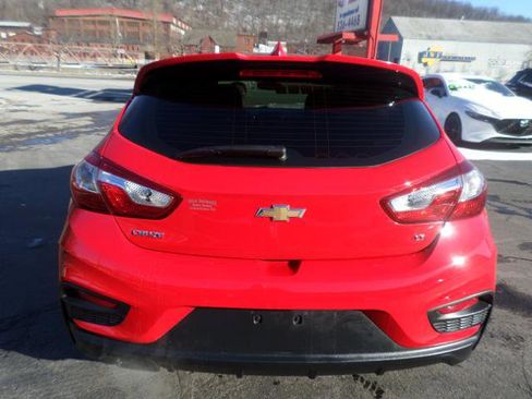 Used 2017 Chevrolet Cruze LT w/ Convenience Package image 5