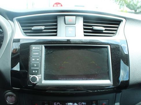 Used 2019 Nissan Sentra SV FWD image 20