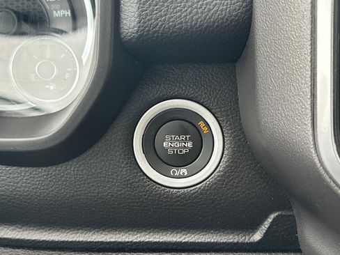 Used 2023 RAM 1500 Big Horn image 22