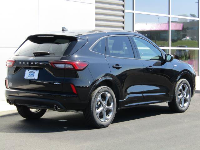Used 2024 Ford Escape ST-Line w/ Tech Pack #1 AWD/4WD image 6
