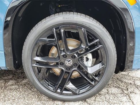 New 2026 Volkswagen Tiguan SE R-Line image 12