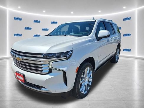 Certified 2024 Chevrolet Tahoe High Country w/ Premium Package AWD/4WD image 3