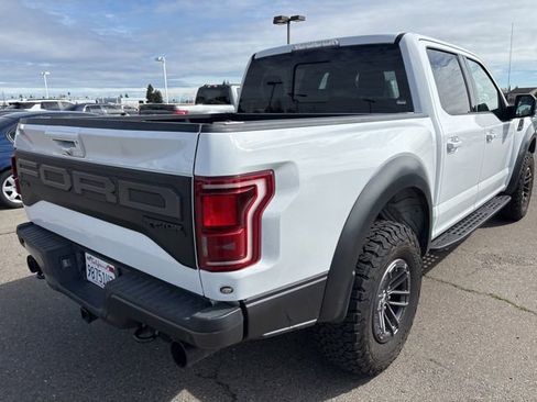 Used 2019 Ford F150 Raptor w/ Equipment Group 802A Luxury image 5