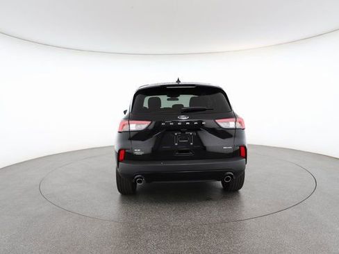 Used 2022 Ford Escape SE w/ SE Sport Appearance Package image 14