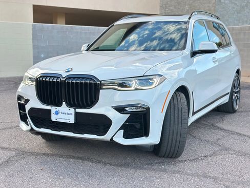 Used 2020 BMW X7 M50i w/ Executive Package image 7