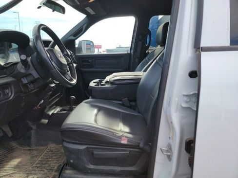 Used 2022 RAM 2500 Tradesman w/ Cold Weather Group image 10