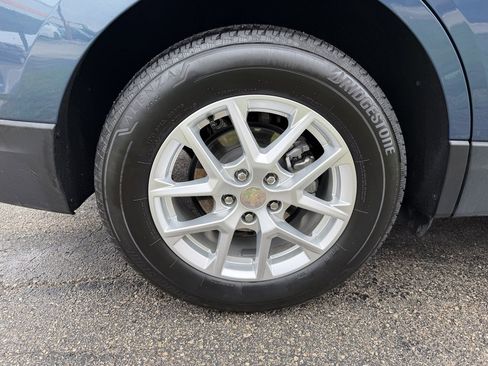 Used 2024 Chevrolet Equinox LT w/ LPO, Floor Liner Package image 9