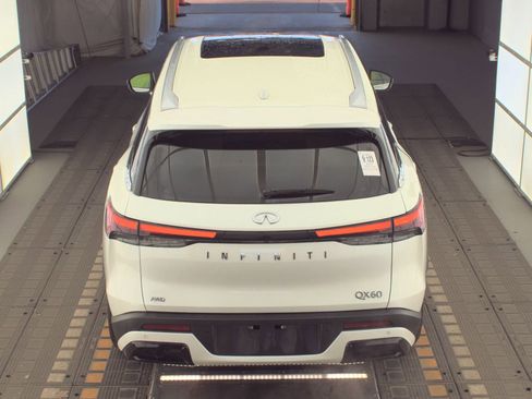 Used 2024 INFINITI QX60 Luxe AWD/4WD image 10