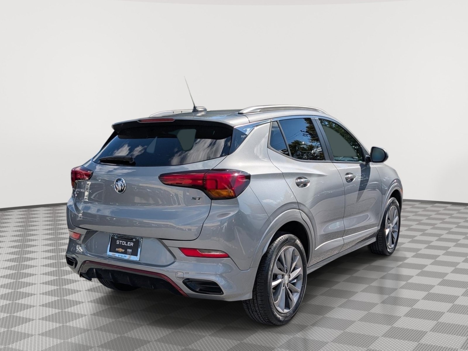 Used 2023 Buick Encore GX Select w/ Sport Touring Package AWD/4WD image 5