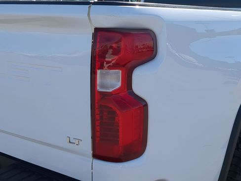 Certified 2023 Chevrolet Silverado 2500 LT AWD/4WD image 12